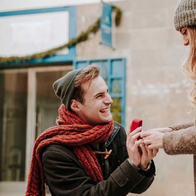 11 Dating App Red Flags That Mean It's Time to Swipe Left
