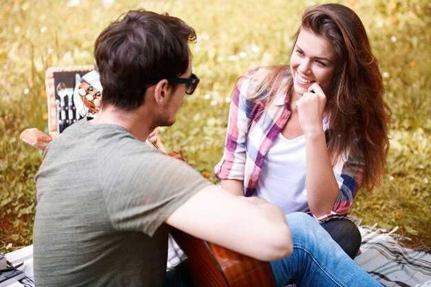 I Feel Unloved in My Relationship — What to Do and How to Reconnect
