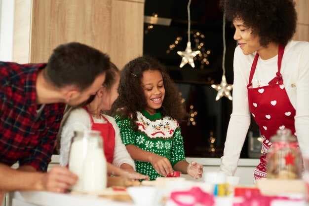 Christmas Parties - A Practical Guide for the Socially Anxious - Tips to Navigate Holiday Gatherings