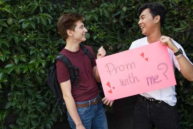 Should You Say 'I Love You' First or Wait for Him? How to Decide