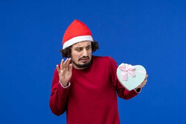 Why Men Should Give Their Wives a Christmas Cheat Pass: Expert Advice