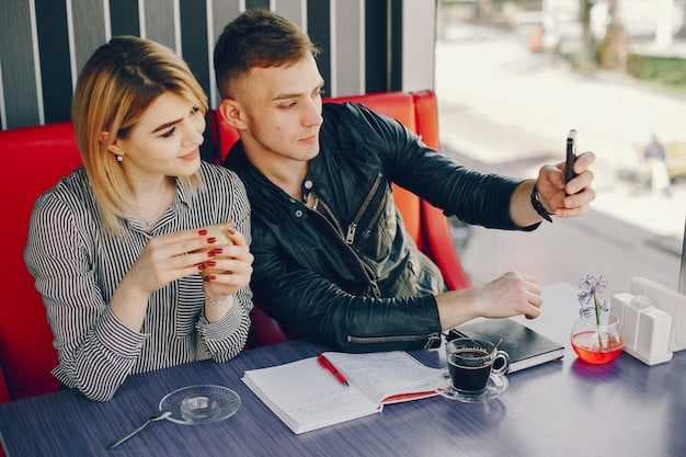 Why Men Have Given Up On Dating Women — Causes & Solutions