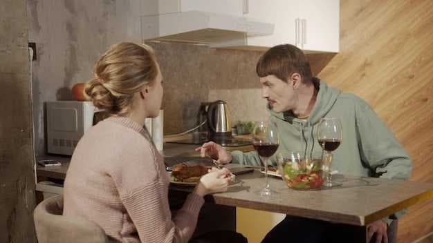 5 Signs Dating a Single Parent Isn't Right for You