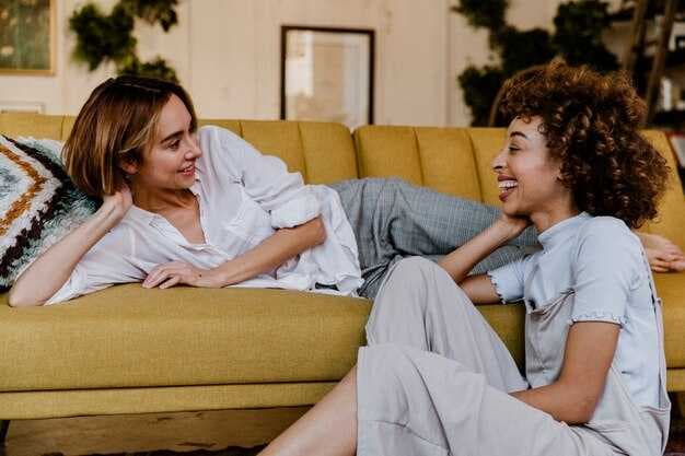 Is It Ever OK to Date a Friend's Ex? Therapists Say It's Complicated