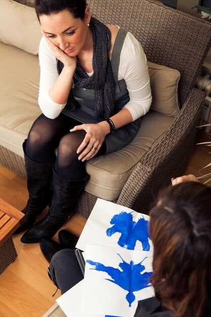 What Are Attachment Disorders? Symptoms, Causes, Diagnosis & Treatment