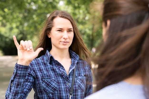 How to Be a Good Listener - Practical Tips & Signs You're Doing It Right