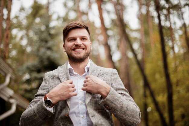 15 Ways to Make a Man Feel Needed â Boost His Confidence 15 Ways to Make a Man Feel Needed â Boost His Confidence