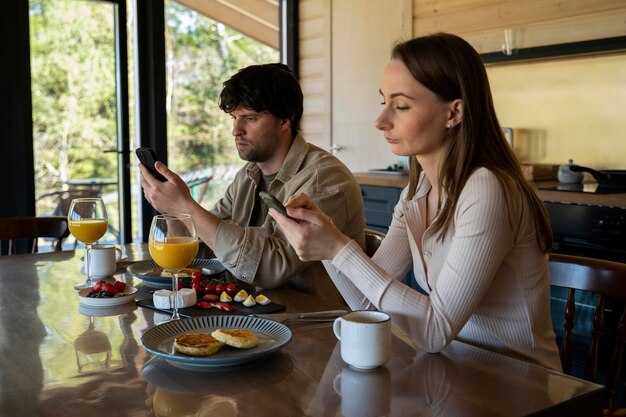 Practical Steps for Managing Self-Focused Dates and Jealous Behavior