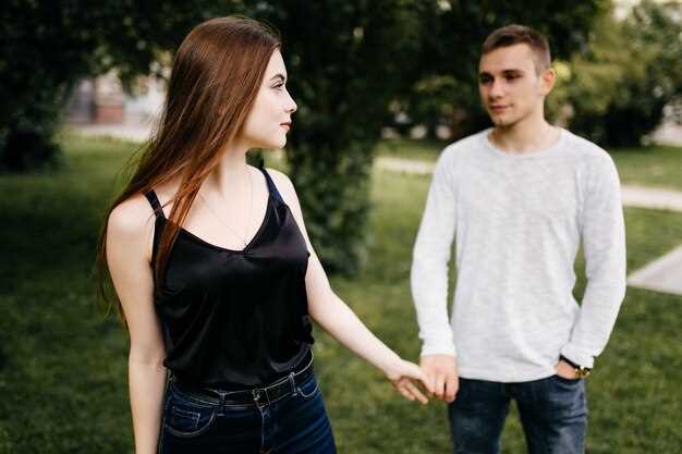 Bringing you into his inner circle: how and when he introduces you to friends and family