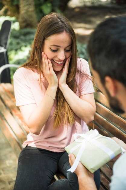 31 Ways to Tell Someone You Miss Them Without Being Clingy | Subtle, Thoughtful Messages