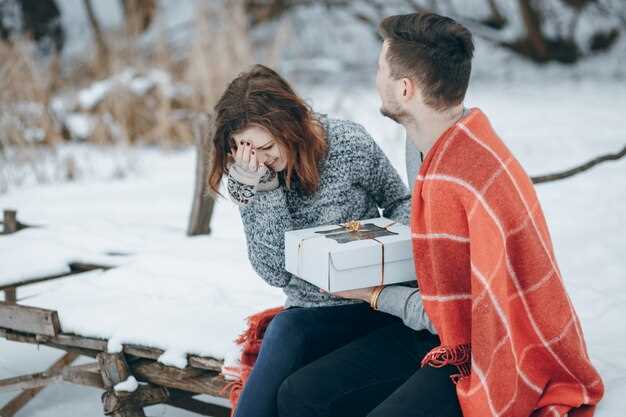 5 Reasons Your Ex Is Hot and Cold — Why It Happens & How to Deal