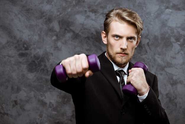 8 Subtle Habits That Show a Man Is Truly Committed to You