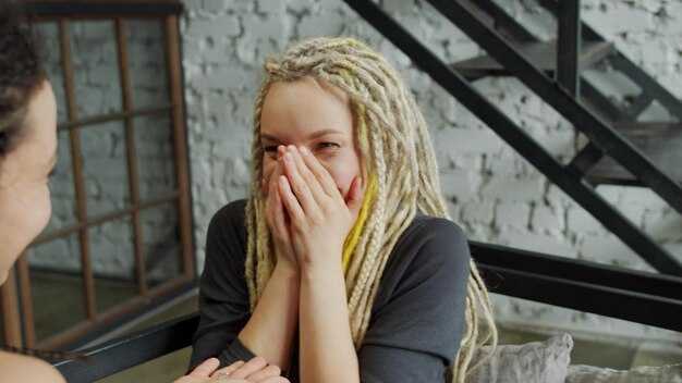 How anxious-preoccupied attachment shows up in adult relationships