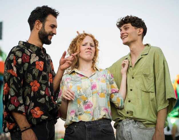 Can Three Be a Crowd? What Experts Say on Trio Friendships