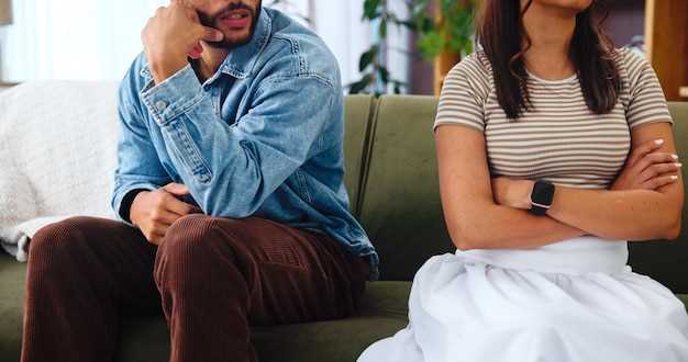 Identifying communication control and gaslighting examples