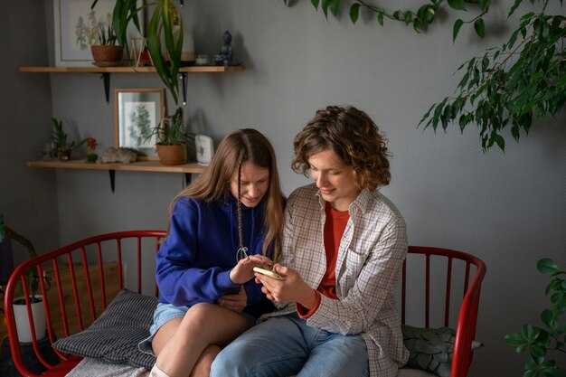 When and how to meet her children: signs she’s ready and first-encounter steps