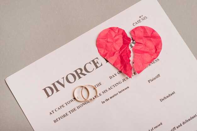 What defines a divorce versus an annulment in civil law?