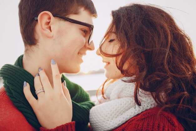 Find Lasting Love Without Looking – 6 Ways to Meet Your Soulmate