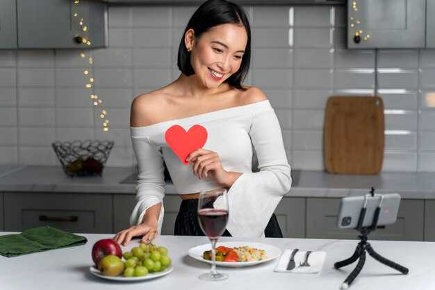 Practical Guide to Reading Meals, Manners, and Messages Across Asian Cultures