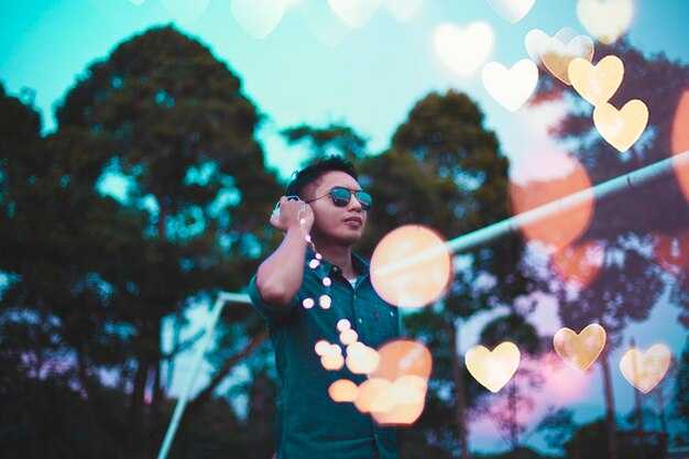 Build micro-rituals with allies to rehearse self-respect and bold creative moves