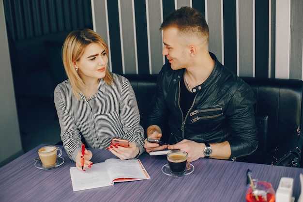 Small experiments to reveal if jealousy leads him to ignore or control you