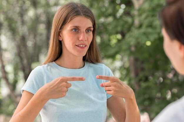 How to notice subtle facial mirroring as a sign of interest