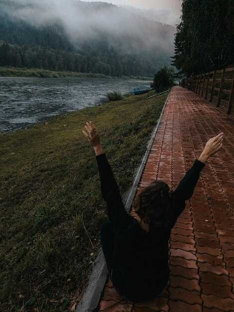 How to People Please so you end up Alone