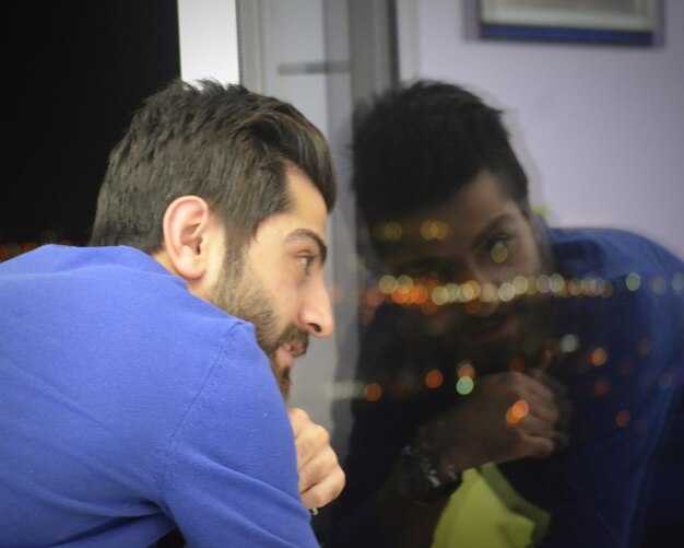 Behavioral Red Flags in Daily Interactions: Doubt, Isolation, and Gaslighting Patterns