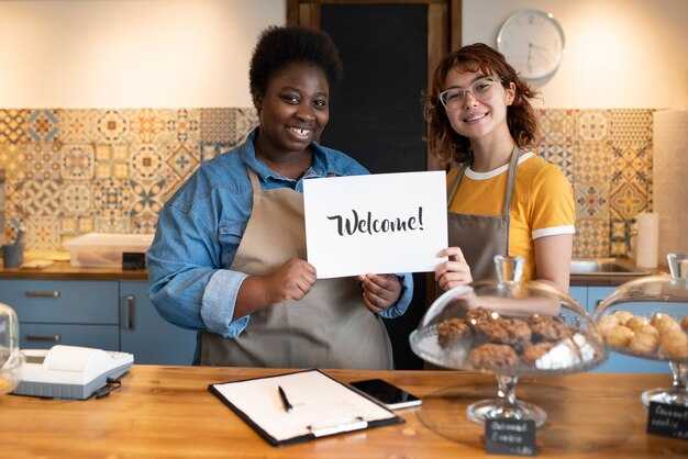 Agree on a single topic and a fixed time limit for the conversation