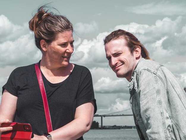 Distinguishing healthy needs from neediness