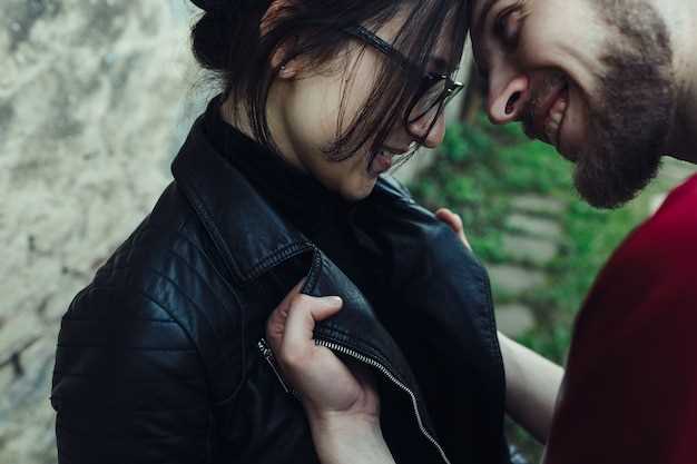 How emotional availability differs from physical closeness