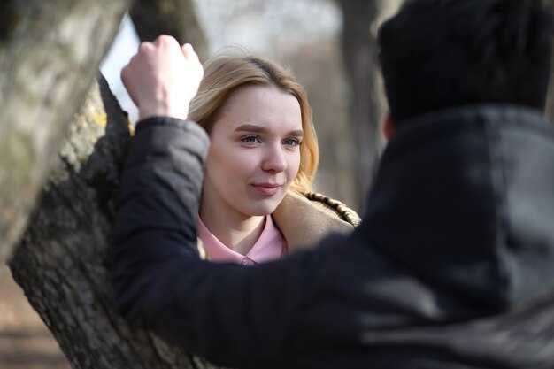 Boundary actions: step-by-step limits to encourage partner responsibility