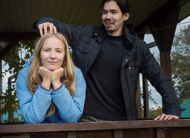 Plan one memorable micro-date that creates a shared emotional high