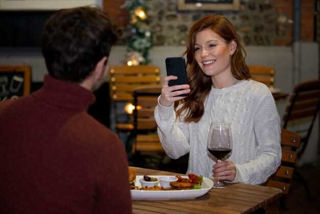 What to Text After the First Date to Show You’re Serious