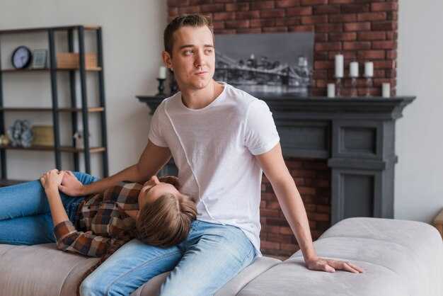 Why Emotionally Unavailable Men Feel Like Home