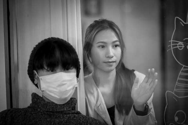 Concrete behavioral cues that signal passive-aggressive withdrawal