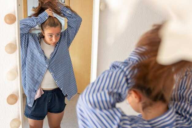 If adults you relied on betrayed you as a child, your sense of self-worth and personal boundaries can be so damaged that you become blind to further betrayals. You may recognize you're receiving far less than you need and deserve in a relationship, yet the thought of ending it feels unbearable, so you convince yourself it's not that bad. That denial is driven by the hunger for love — admitting the truth would mean losing whatever tiny scraps of affection remain, and that loss can feel impossible to face. Consider this example: a woman stands on the edge of admitting painful facts about her boyfriend but keeps persuading herself she’s simply being paranoid. Is she overreacting? Judge for yourself. One of the most remarkable things about people who suffered abuse in childhood is that their longing for care and tenderness persists even after others have left. Even when relationships are thin and patchwork, those who have been hurt keep trying to make do, accepting time-filler connections and pretending to be okay when the emptiness finally becomes undeniable. The craving to love and to be loved stays alive. Hurt people often try to convince themselves the crumbs are sufficient — shouldn’t they be? Have you ever been treated as if you don’t matter and then turned that judgment inward: Maybe it’s just me. Am I too demanding? Too needy? Will I be abandoned if I speak up? That voice is the echo of trauma. Underneath it lies a natural capacity for love, not an unreasonable neediness. It’s possible to settle for less, but if there’s a whisper of injustice in your heart — that when you opened your life to someone you deserved more than casual treatment — pay attention. Perhaps choices or boundary-setting were imperfect; an untraumatized person might have acted differently. Still, that tender part of you that longs for connection is beautiful. It keeps reappearing like a dandelion through concrete. No matter what happened to you then or how it bent your expectations, you were made to be loved. Scraps may have enabled survival, but it’s time to change the terms: no more crumbs. The following is a reply to a woman who wrote in under the name Seline asking for help deciding whether her relationship is healthy. Her letter reads: “Hi Anna, please can you help me decide whether I’m in a healthy relationship or not because I can see strong arguments both ways. I have CPTSD from childhood during which I was bought and sold for sex. Most of the time was spent at my parents’ home and going to school, but sometimes I spent time away — up to three months abroad with abusers. This has left me with loads of self-esteem, trust and shame issues, as well as problems around money. It might be relevant that to this day, at 49, I still can’t decide if my parents are evil or just weak and victimized. I know they treated me very badly.” That passage stands out for its plainness — the writer describes trafficking and time away like a fact in a biography, almost compartmentalized, as a way to keep living without being defined by it. It’s understandable to try to carry such horrors lightly, but that background explains many difficulties in detecting danger in relationships. If your parents trafficked you, they weren’t victims in that role; they did something horrendous and never took responsibility, which compounds the injury. Setting that aside as context, the story continues: three years ago Seline moved to a new place and worked long hours in a different town, so she barely knew neighbors beyond cursory hellos. A man who would later become her boyfriend — call him Anthony — was her next-door neighbor. She first glimpsed him while struggling with something during the move; they made eye contact through his kitchen window. Another neighbor helped her; Anthony either missed it or chose not to intervene. When she later asked him, he didn’t seem to remember. A few months later they shared a drink and although there was mutual liking it didn’t go further; she was busy with work. They became involved eight months ago after her job ended badly. It was summer; she was in the garden, he was working on his windows; a strong sexual attraction blossomed. She hadn’t been intimate with a man for 16 years and thought she might never want to be again, so discovering this desire felt like a gift. They drank and chatted outdoors a few times. He cooked dinner for her one evening but told her it wasn’t a date. She returned the invitation a couple of weeks later, flirted boldly, and when he didn’t initiate at the end of the night she asked why — that’s when he finally kissed her. Later they kissed a lot; she wanted more, hesitated, and when he at last attempted to escalate she panicked, saying they hadn’t even been on a proper date. He accepted and they immediately walked to a nearby restaurant she knows he dislikes. At times during that dinner he seemed bored; when the bill arrived she prepared to split it, he didn’t offer and allowed her to pay. That made her uneasy, especially after losing her job, but she said nothing. They went back to his place and had sex that was gentle and considerate; the next day he declared he’d liked her since he first saw her but thought she was unobtainable. They dated from then on. Over eight months he took her to meet his parents three times and introduced her to many friends repeatedly. Around six weeks into the relationship he told her an ex had texted him to say they were still friends; she resented that but reminded herself she was still friends with two exes and had no feelings for them, so why should his be different? Their split was four years old. On a walk he received a text saying his ex wanted him to collect a record player; three months later the same message came again. He initially answered vaguely. A few days later he took Seline along to pick it up but never told the ex she was coming, left her in the car and parked down the street so they didn’t even meet. The trip felt evasive to Seline and raised suspicions. About four months into the relationship, while he was away, he texted that he loved her; when he returned and she asked, his response was gruff and he said he’d already told her how he felt. Since then he has professed love three more times, but only once without her prompting. His mood swings between tenderness and cold distance. She began to notice his phone buzzing constantly with long texts from his ex; when she confronted him, he said they’re friends and began a sentence that trailed off — perhaps suggesting he cared for her because she’s isolated and mentally unwell. He accepted a building job at the ex’s house for four days, which he explained was “only for the money.” Things escalated on Anthony’s birthday. He mentioned being awkward about needing to act cool because she might not approve of some people; Seline said she’d be fine if the ex joined the group. The ex did come, stayed out drinking with them, and brought charm and liveliness. Seline spoke with her; the ex confessed feeling strange seeing Anthony with someone new. Later the ex left in a taxi with one of Anthony’s single male friends. One of Anthony’s pals asked, hypothetically, how he would feel if those two ended up together. Anthony, intoxicated, replied slowly and firmly, “I loved her and I still do love her.” The room fell quiet. Seline didn’t want to raise a scene on his birthday, so she stayed silent. The next day, hungover, he still seemed not a good time to discuss it, but when they met outside she couldn’t hide her hurt. She told him people should fall out of love with their ex before beginning a new relationship; he shook his head and said she was wrong, then hugged her. She asked whether he was with her because the ex is difficult while Seline is passive and eager to please; he said no but didn’t elaborate. He offered comfort without addressing the underlying problem. Seline worries that his heart still belongs to the ex: he stumbles when saying “I love you” to her, whereas his declaration about the ex had been calm and certain. She is unemployed, without financial stability, family, or many friends — does that make her too needy to object? Is it acceptable for him to love both women? She doesn’t want to sabotage something good but refuses to accept half a love. The response to Seline’s letter picks apart several themes. First, the matter-of-fact way she described being bought and sold — the brief noting of school versus being sent abroad with abusers — explains why many abuses are compartmentalized in survivors’ narratives. That compartmentalization is a survival skill, not a dismissal of the harm. Saying she can’t decide whether her parents were evil or victims indicates confusion; if they trafficked her, their choice was fundamentally abusive. Whether evil or complicit, they have not taken responsibility, which is one of the worst betrayals imaginable. Moving three years ago into a new place while working long hours left her isolated. The fact that Anthony saw her struggling during the move and walked away — while another neighbor helped — is an immediate red flag: someone who observes a person struggling and simply leaves is demonstrating a lack of basic supportive partnership. Partnerships are supposed to involve mutual practical help; the initial instinct to tolerate or excuse that behavior can be traced to survival training that makes people with childhood betrayal more forgiving of neglect. Their budding attraction and subsequent flurry of drinks and kisses are understandable and beautiful in one sense — the capacity to feel sexual desire after long abstinence is a life-affirming sign. But for someone with CPTSD and boundary challenges, alcohol can be a dangerous lubricant: it clouds judgment and lowers inhibitions that are already vulnerable. When trauma and drinking combine, the behaviors trauma pushes you toward become harder to resist. Drinking isn’t inherently wrong in safe circumstances, but on dates and in emotionally risky situations it’s wise to be cautious; sobriety preserves clarity for people who carry wounds. In the early stages Anthony’s reluctance to pursue and initiate — letting Seline steer logistics, ask whether it was a date, and even place her card for the bill — suggests a pattern: he allowed her to create the momentum instead of volunteering that role. That tendency indicates someone who will not consistently step into the driver’s seat of a partnership; many people need to see the other person make clear moves and investments to feel secure enough to fall in love. If the other person never demonstrates that initiative, emotional availability can remain limited. The dynamic where physical intimacy advances without a clear, mutual courtship pattern — weeks of kissing without dating rituals or the partner failing to ask out or pay — is something to notice. A healthy courtship includes small rituals of attention and responsibility; asking for a date, being courted, and having the other person show up are not outdated notions but useful signals of intention. Reclaiming a standard where the other person asks, plans, and pays for early dates can clarify intentions and filter out people who aren’t willing to step up. For many survivors, ceasing to pay or chase on first dates sends a strong boundary signal and changes relational chemistry: those who only come for convenience won’t remain, while those prepared to invest will step forward. As for Anthony’s declaration that he loved her because she seemed unobtainable, that explanation doesn’t account for the hesitation and entanglement with his ex. When someone is tied up in an unresolved relationship with an ex — especially if the ex is emotionally unstable and persistently reaching out — it creates chronic emotional unavailability. The pattern described — loving proclamations expressed from afar or while traveling, distance-based tenderness but coldness in day-to-day interactions — is consistent with avoidant or unavailable attachment. That style can be devastating for someone whose earliest attachments were traumatic. The ex’s regular, long texts and the incident with the record player feel manipulative: repeated demands, emotional instability, and orchestrated scenarios to keep him involved. Having him accept work at her house, take covert trips to collect possessions, and fail to introduce his new partner properly all point to poor boundary-setting and a reluctance to close the old chapter. The ex’s behavior at his birthday — coming, dominating the party, buying rounds, ending up leaving with his friend — looked like intentional attention-seeking. For an ex to behave as the “life and soul” of a party in front of a new partner is inappropriate; if an ex cares about a former partner’s chance at a new relationship, decency suggests stepping back, taking a lower profile, and not stoking jealousy. Anthony’s drunken declaration that he still loved his ex and the stunned silence that followed were further red flags. Silence about the issue, avoidance of honest conversation, and lack of a clear commitment are all signs of someone not yet available. Seline’s restraint in not escalating on his birthday was sensible, but his failure to apologize, reassure, and set boundaries with the ex afterward — to say, “I’m serious about you; I won’t put you in that position again” — left the core problem unaddressed. The likely reality is that this entanglement with the ex won’t resolve while he remains ambivalent and codependent toward her. Emotionally unavailable partners often offer crumbs: small kindnesses that momentarily soothe, but not the steady care necessary for healing and growth. That pattern can be especially seductive for someone who’s avoided relationships for years; a little love feels better than none, but it isn’t the whole meal. The writer who answered Seline’s letter encourages listening to the resilient part of her heart that still wants a genuine partnership and urges honoring that impulse. With some structure and conscious decision-making before entering another relationship, a different and healthier path is attainable. For survivors who worry that trauma clouds their ability to spot red flags, keeping a checklist of warning signs handy can help discern when a situation is unsafe or when self-doubt is spiraling. There is a freely available PDF titled “Watch Out for These Red Flags” that can be downloaded to consult whenever confusion or danger arises. The message for anyone reading this is clear: crumbs were once useful for surviving, but they should no longer define a life meant for deeper, steadier love. No more crumbs; demand the care you deserve, set clear boundaries, and let the person who proves they can meet those standards be the one who stays.