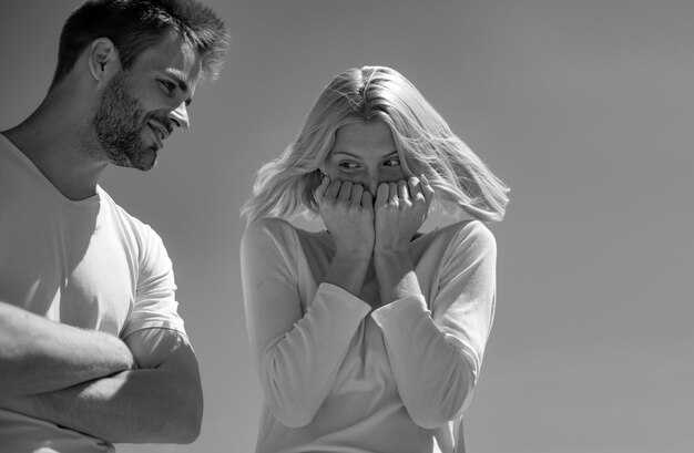 Your Fears are Sabotaging your Relationship (Anxious and Avoidant Attachment)